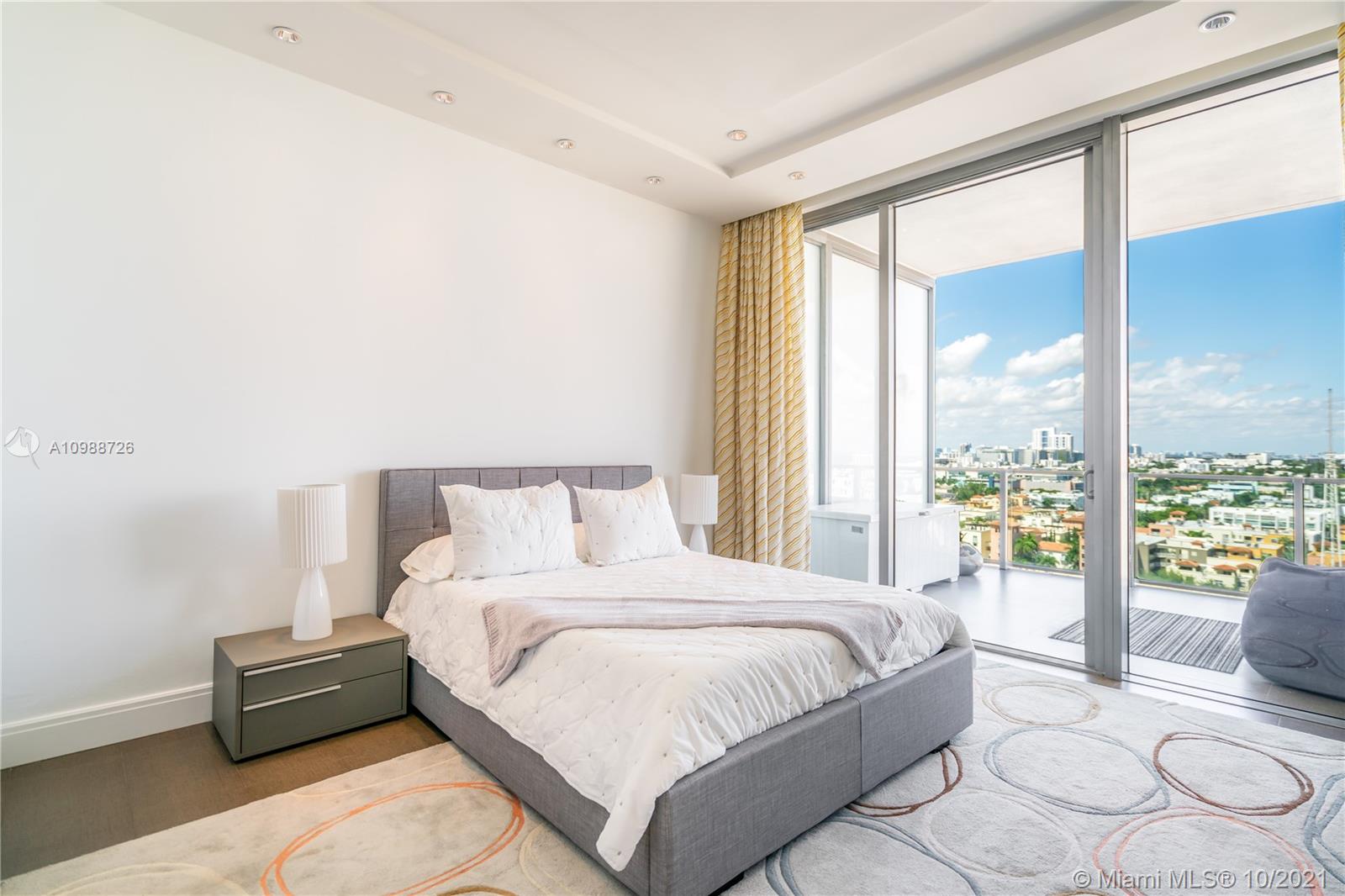 APOGEE CONDO - Residential