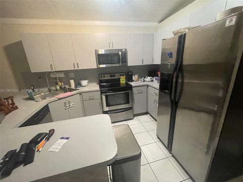 11458 NW 91st Ct Hialeah Gardens FL 33018