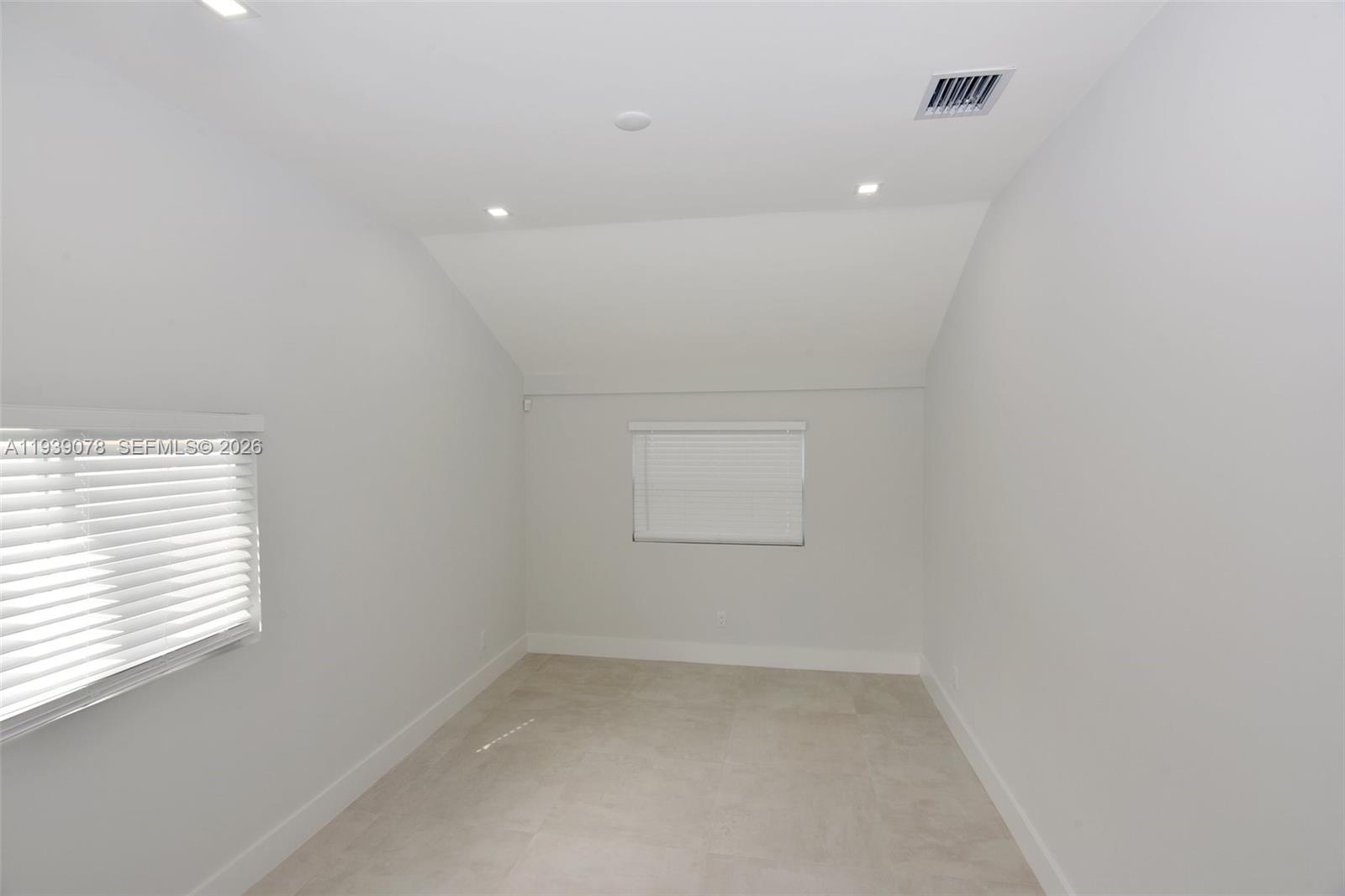 SEVENTH AVE PARK - Residential