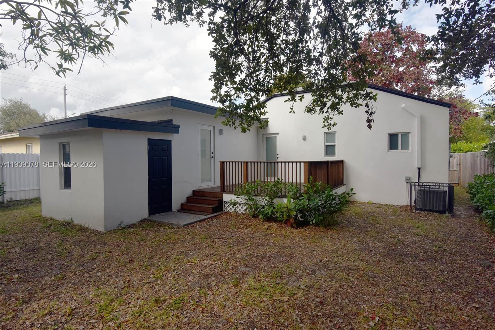 SEVENTH AVE PARK - Residential