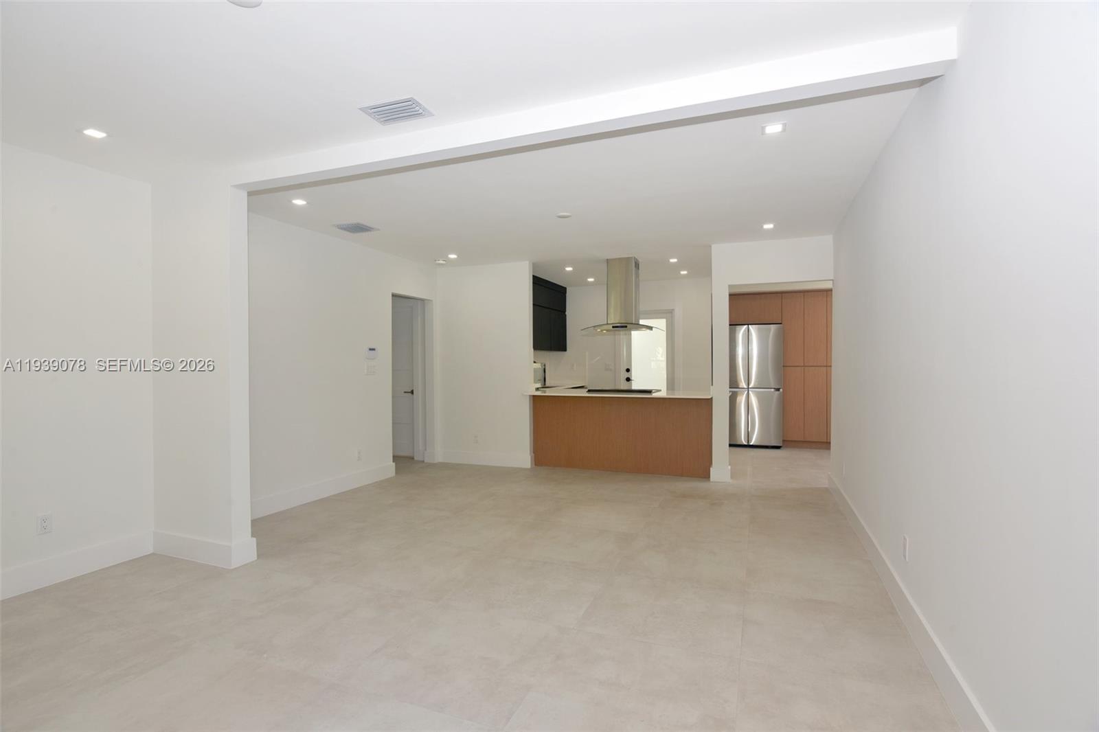 SEVENTH AVE PARK - Residential