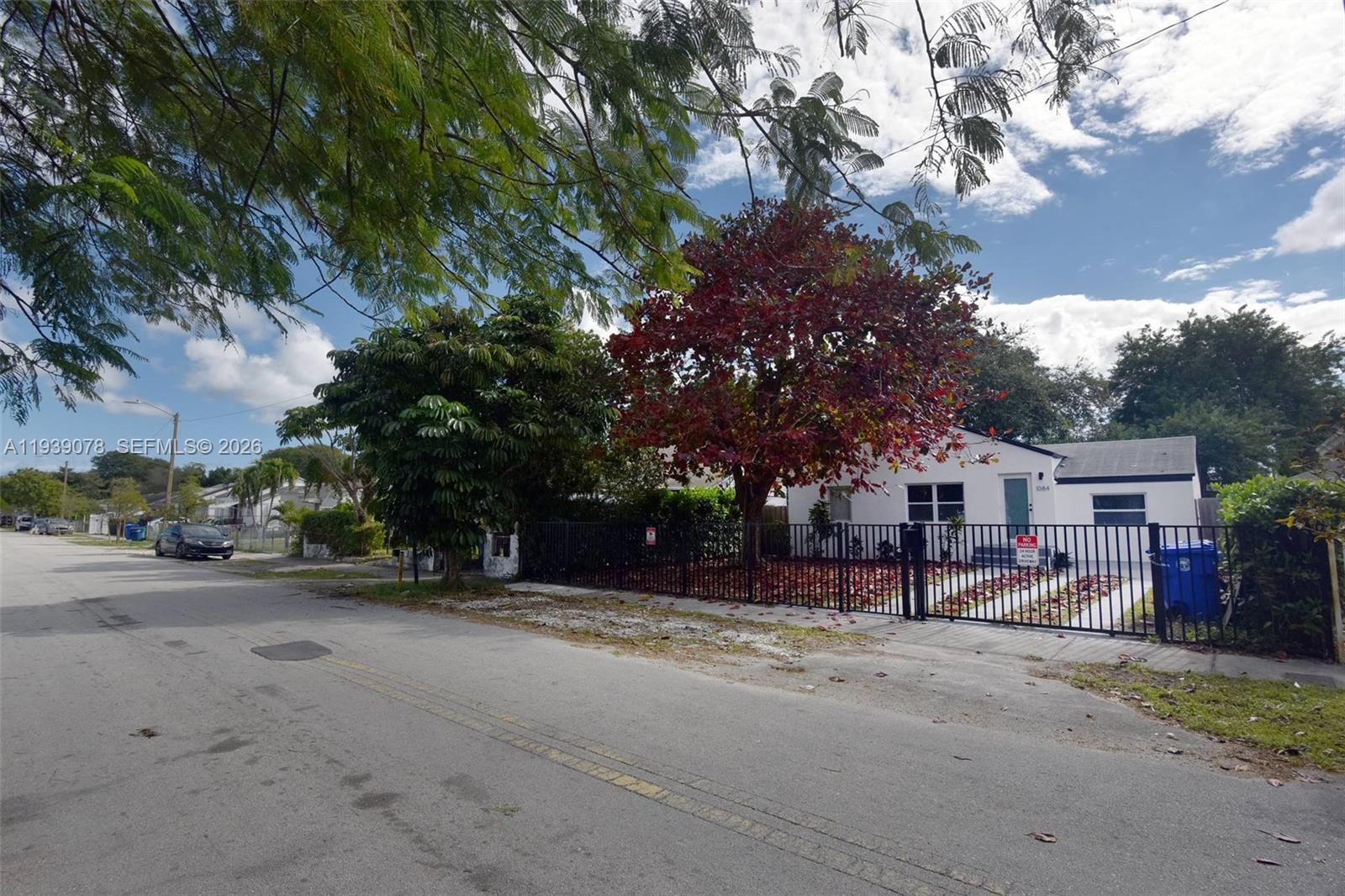 SEVENTH AVE PARK - Residential