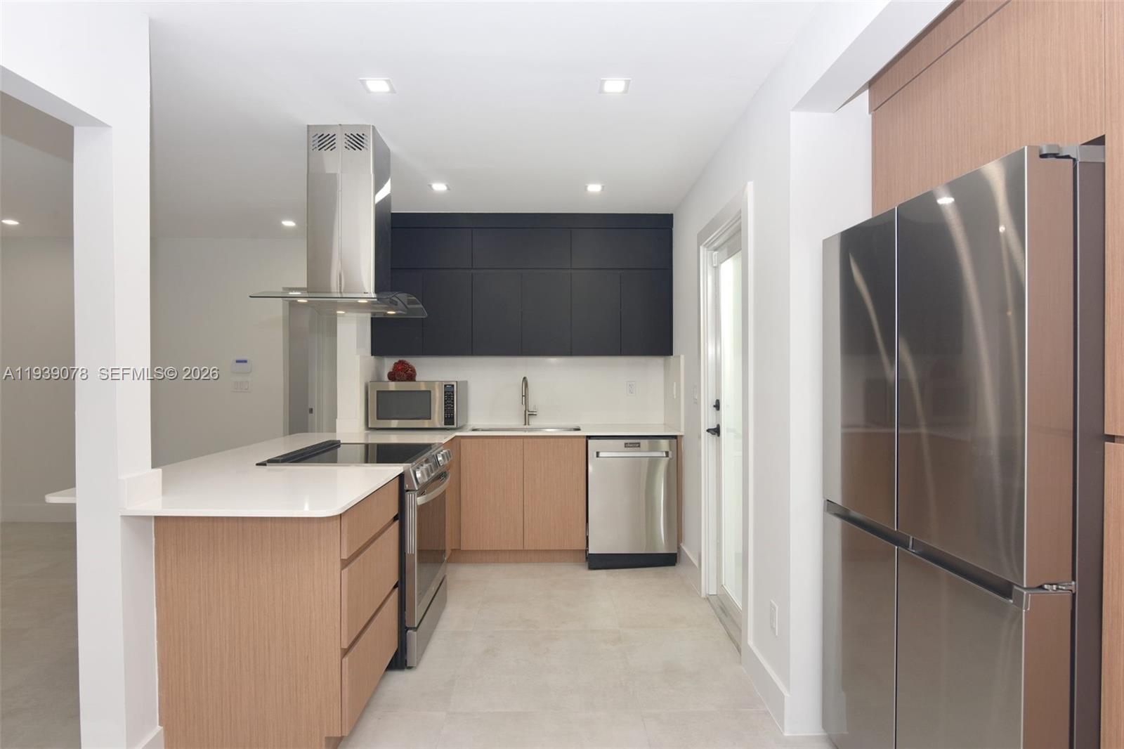 SEVENTH AVE PARK - Residential