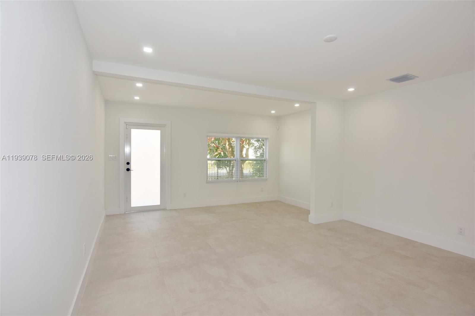 SEVENTH AVE PARK - Residential