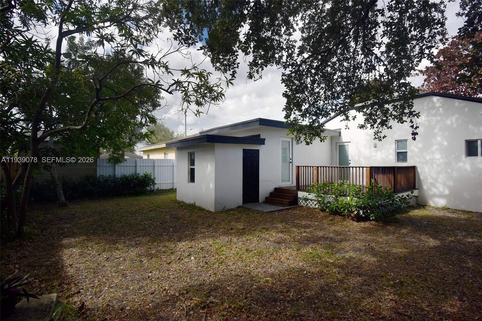 SEVENTH AVE PARK - Residential