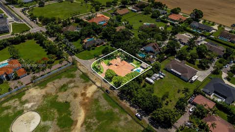 Tiny photo for 19382 SW 293rd St, Homestead, FL 33030 (MLS # A12031498)