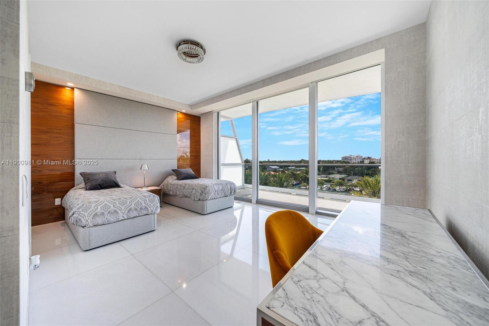 ALTOS DEL MAR NO. 5 - Residential Lease