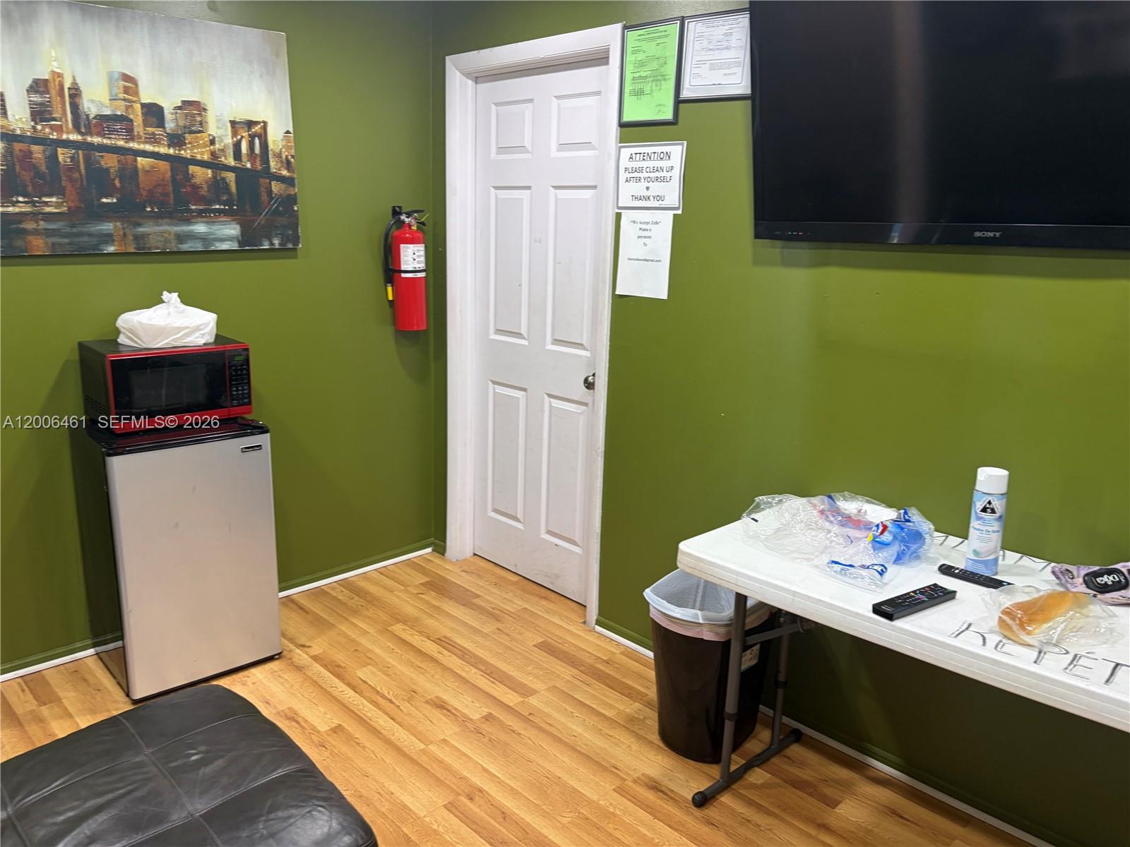 2331 N State Road 7 214