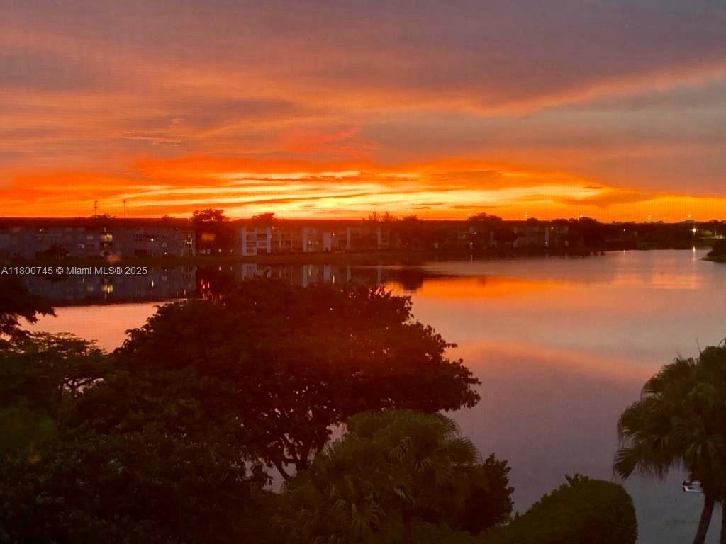 IVANHOE EAST AT CENTURY V - Residential