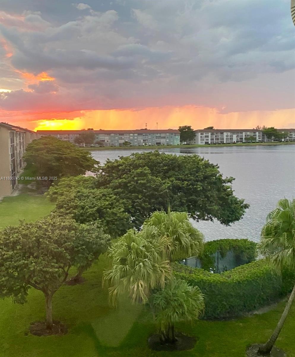 IVANHOE EAST AT CENTURY V - Residential