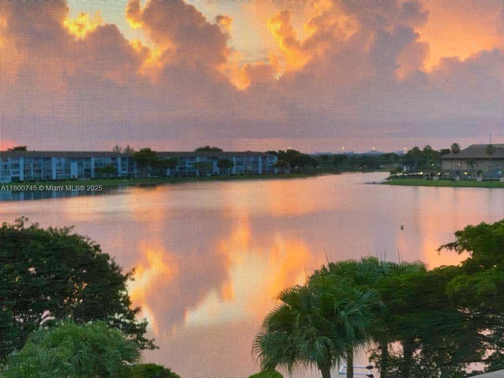Property for Sale at 1500 Sw 131st Way 401N, Pembroke Pines, Miami-Dade County, Florida - Bedrooms: 2 
Bathrooms: 2  - $299,000