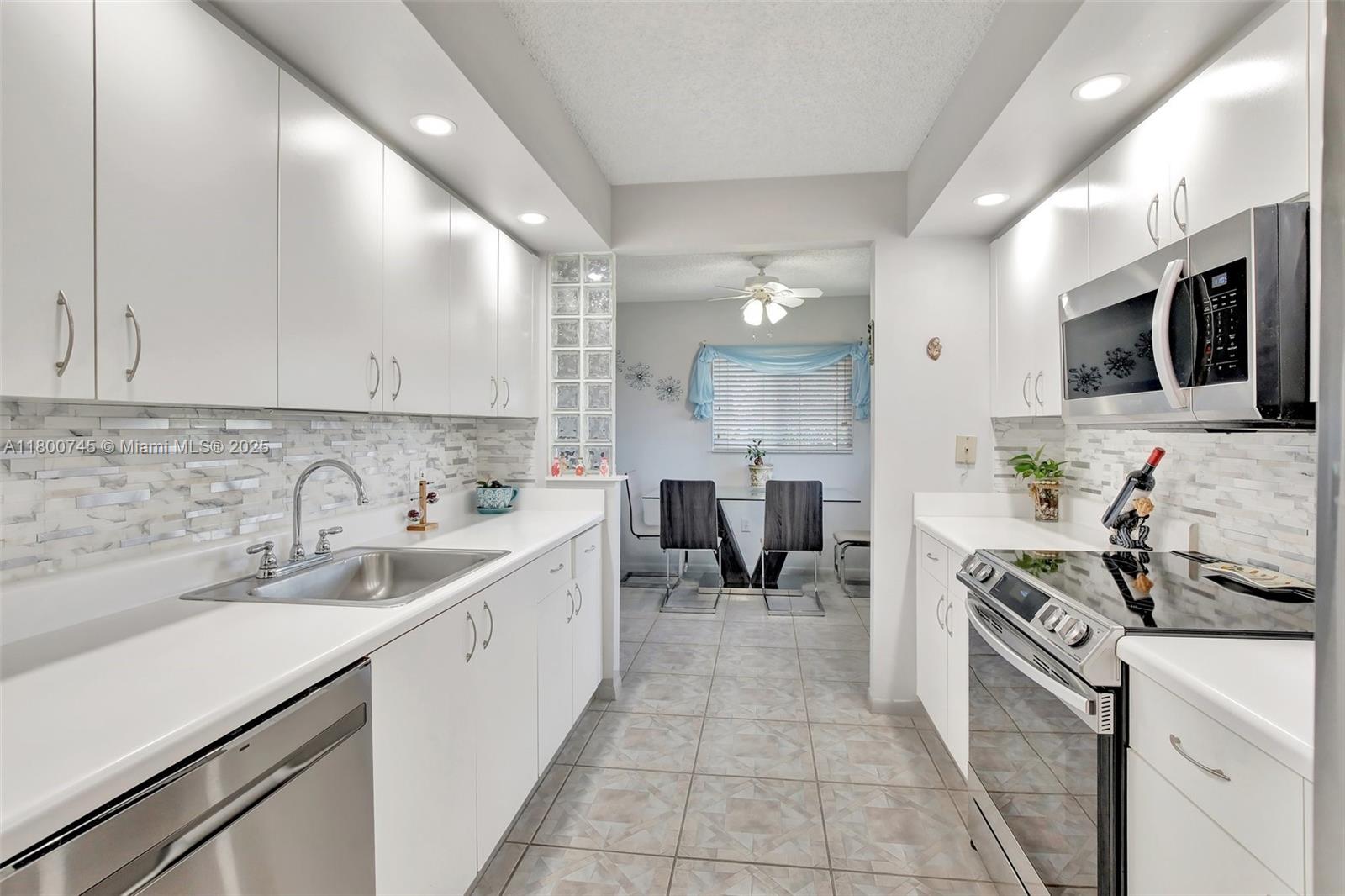 IVANHOE EAST AT CENTURY V - Residential