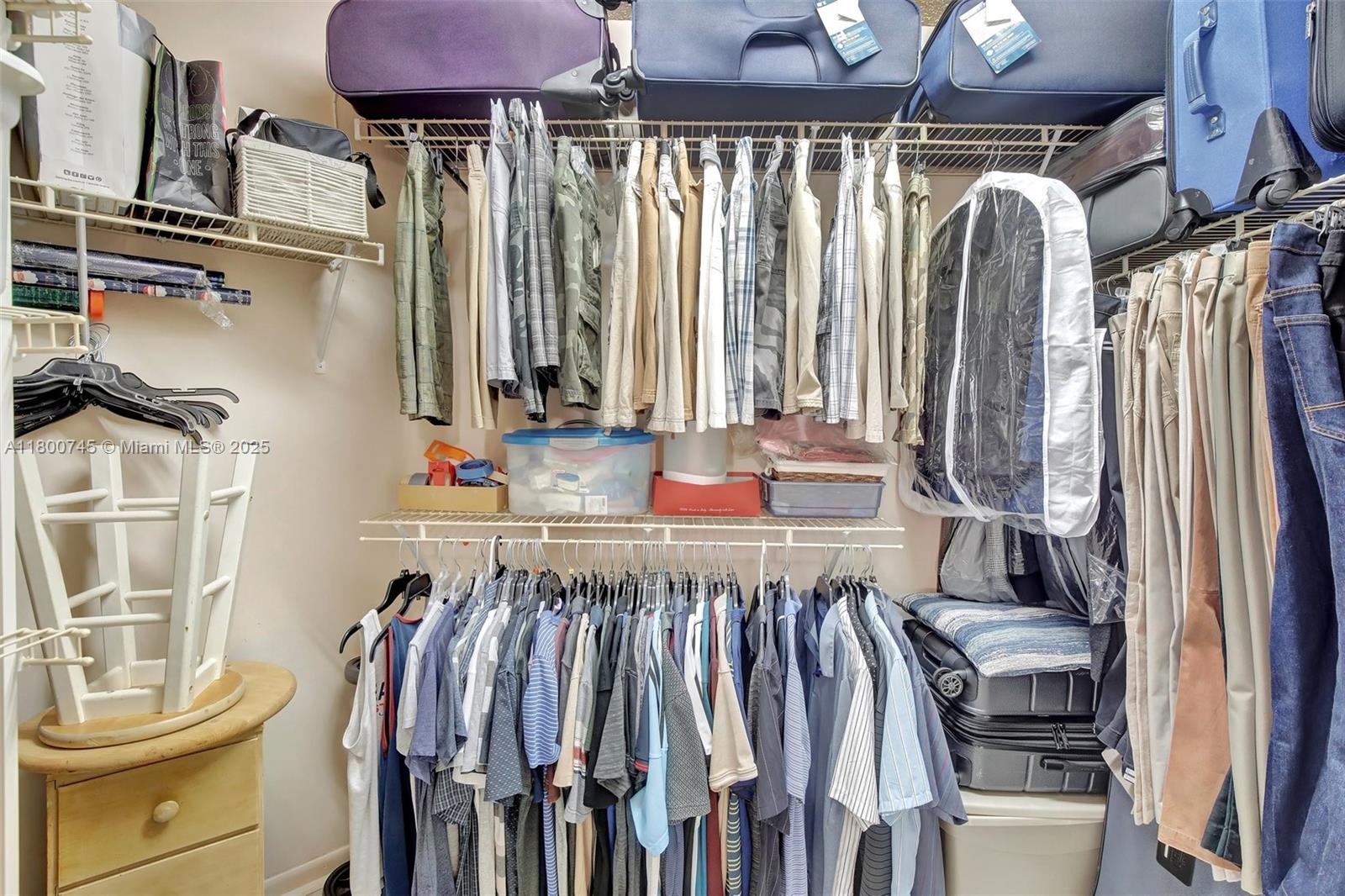 IVANHOE EAST AT CENTURY V - Residential