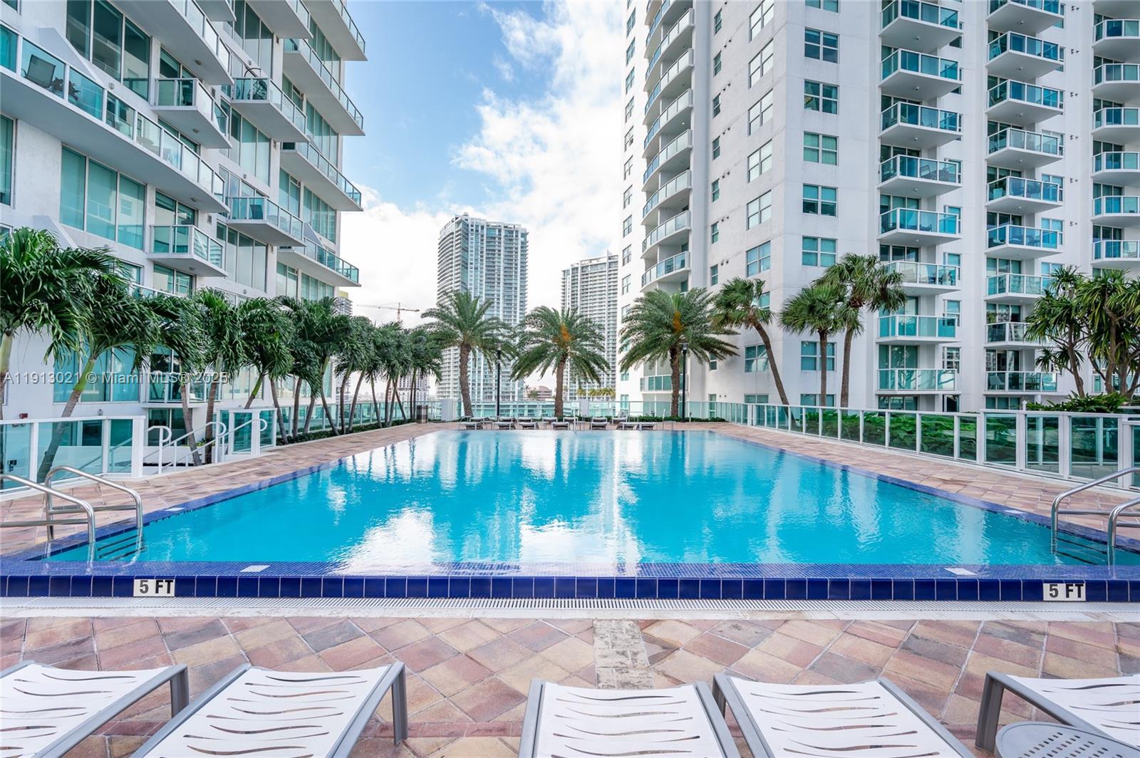 BRICKELL ON THE RIVER S T - Residential Lease