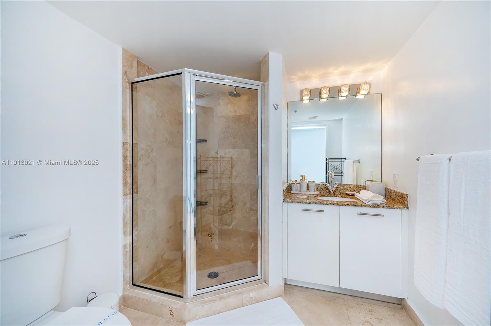 BRICKELL ON THE RIVER S T - Residential Lease