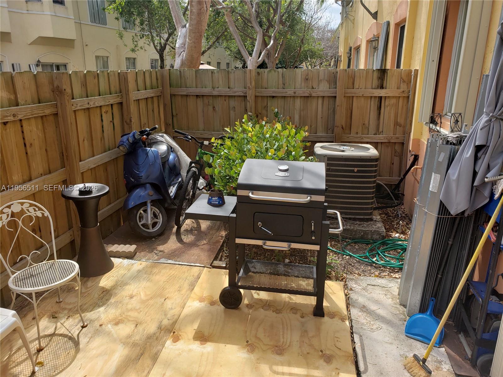 SHOMA TOWNHOMES AT KEYS CO - Residential