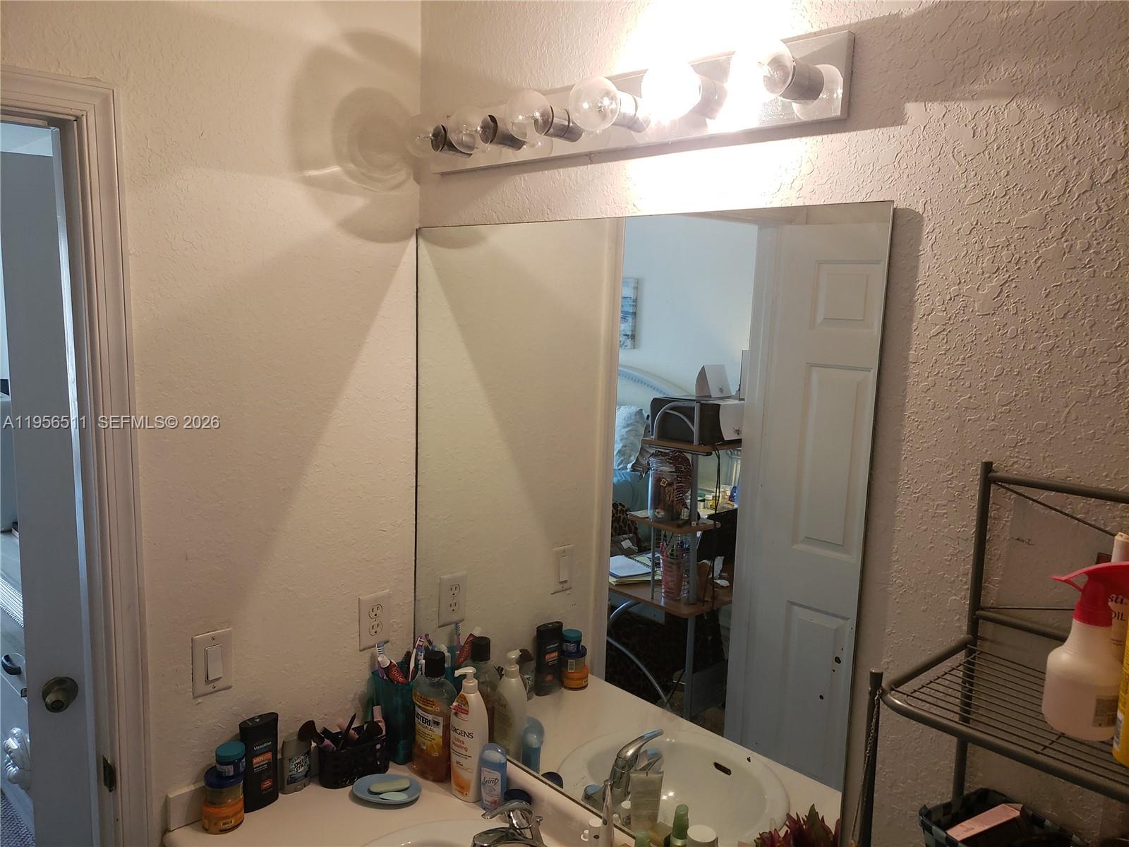 SHOMA TOWNHOMES AT KEYS CO - Residential