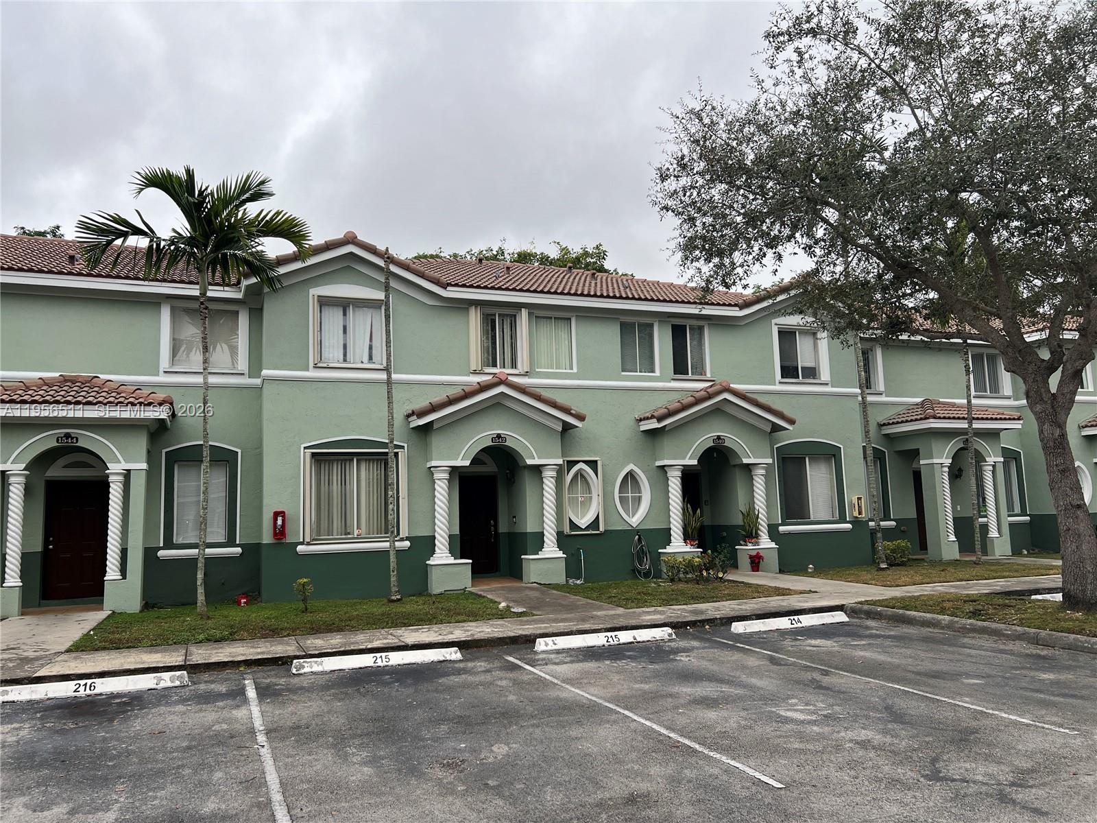 SHOMA TOWNHOMES AT KEYS CO - Residential