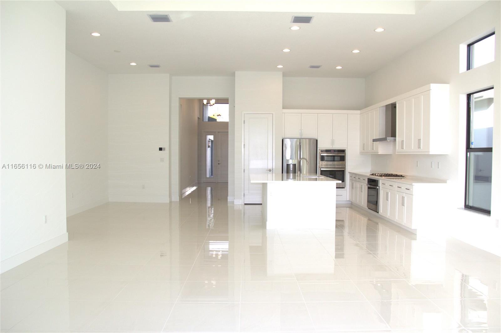 BOCA RATON GOLF COURSE PU - Residential