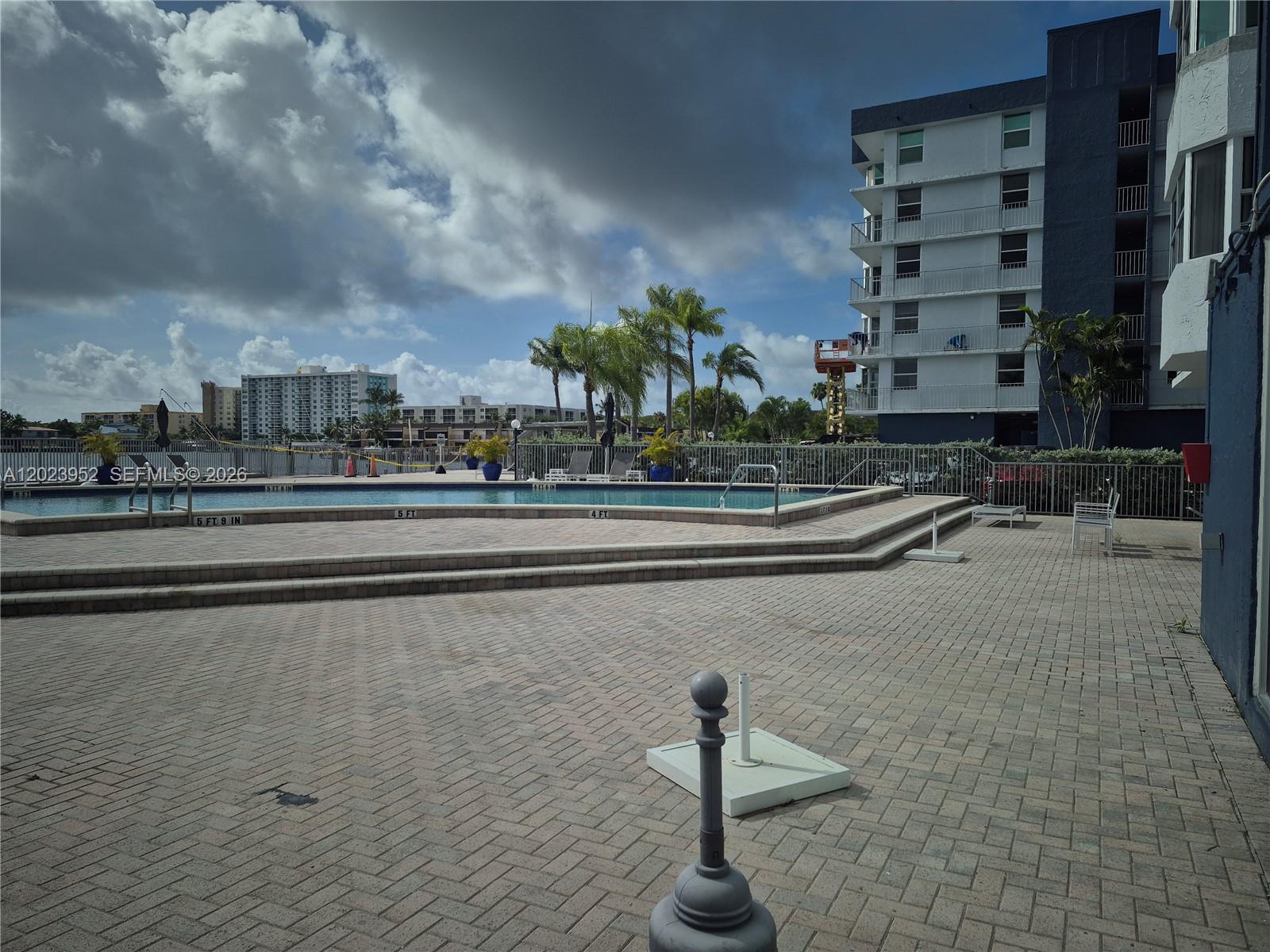 REEF WEST CONDO - Residential