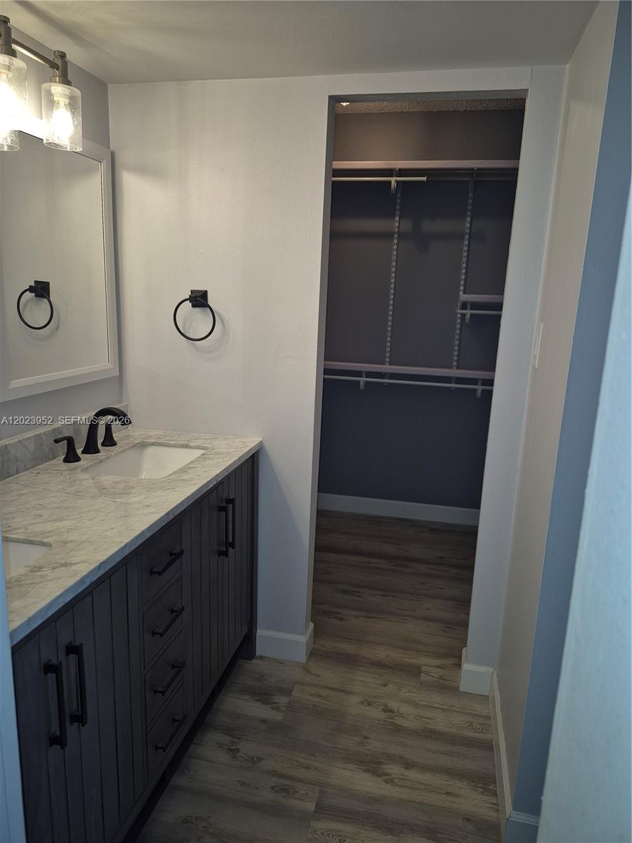 REEF WEST CONDO - Residential