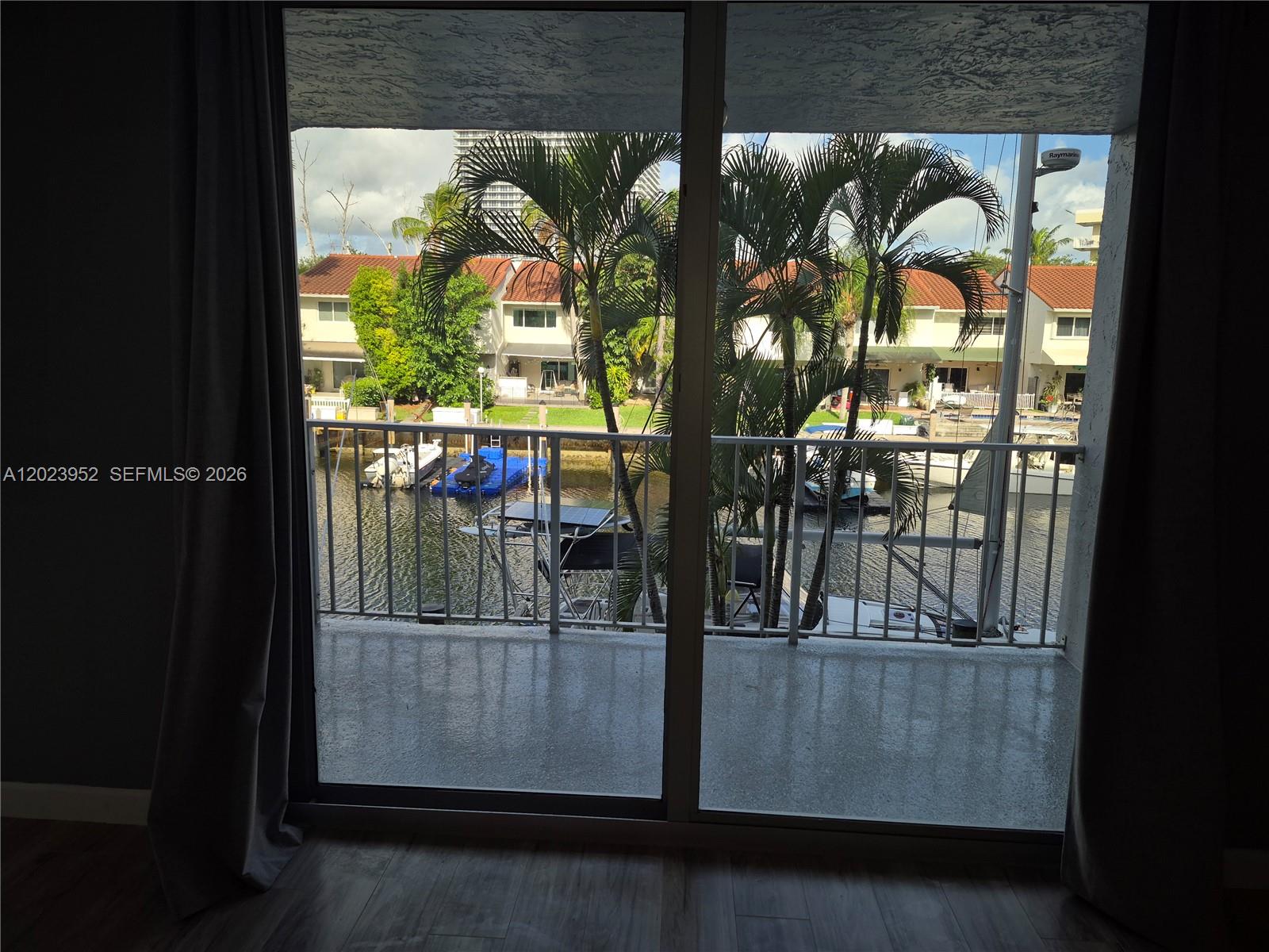 REEF WEST CONDO - Residential