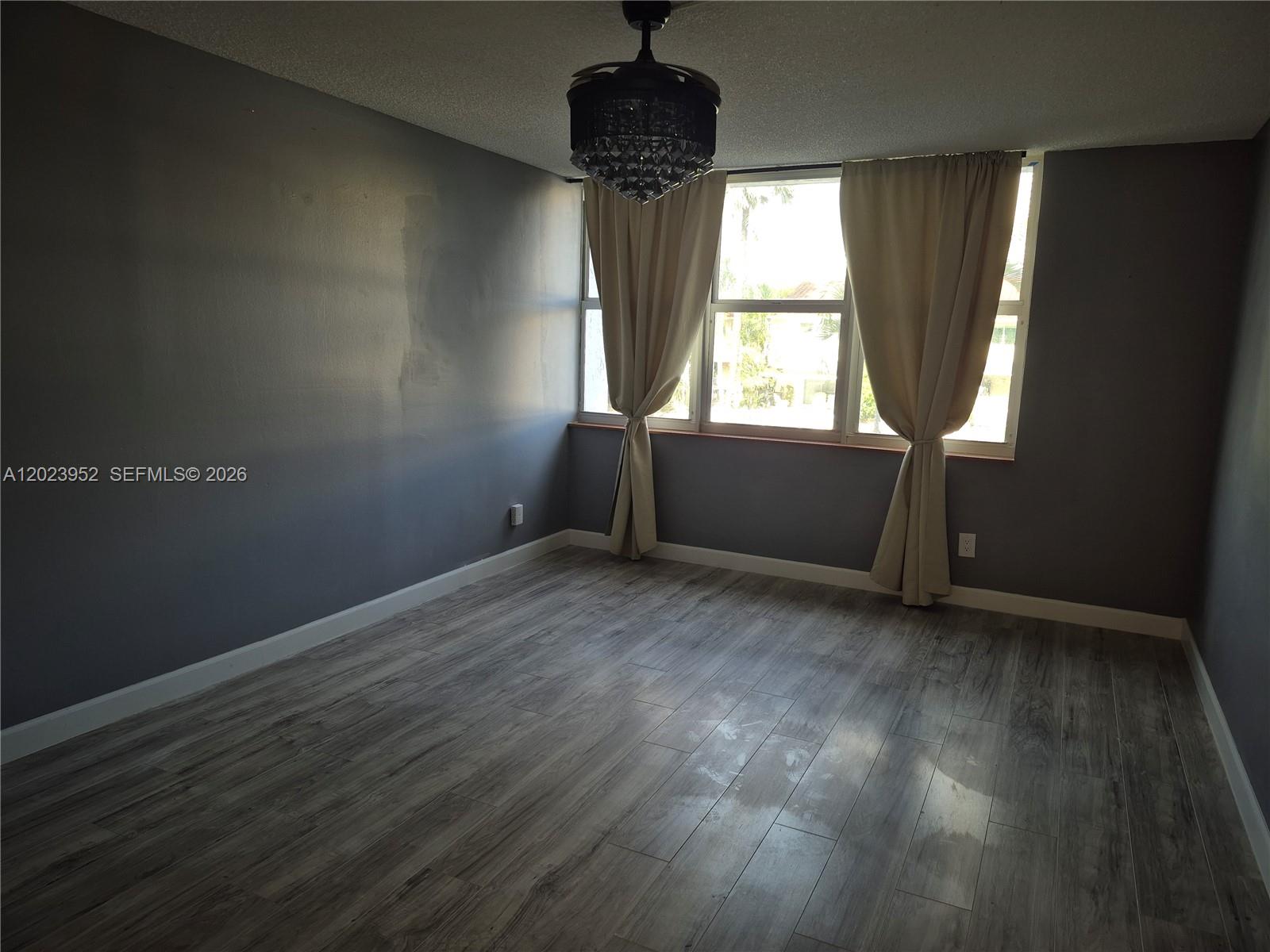 REEF WEST CONDO - Residential