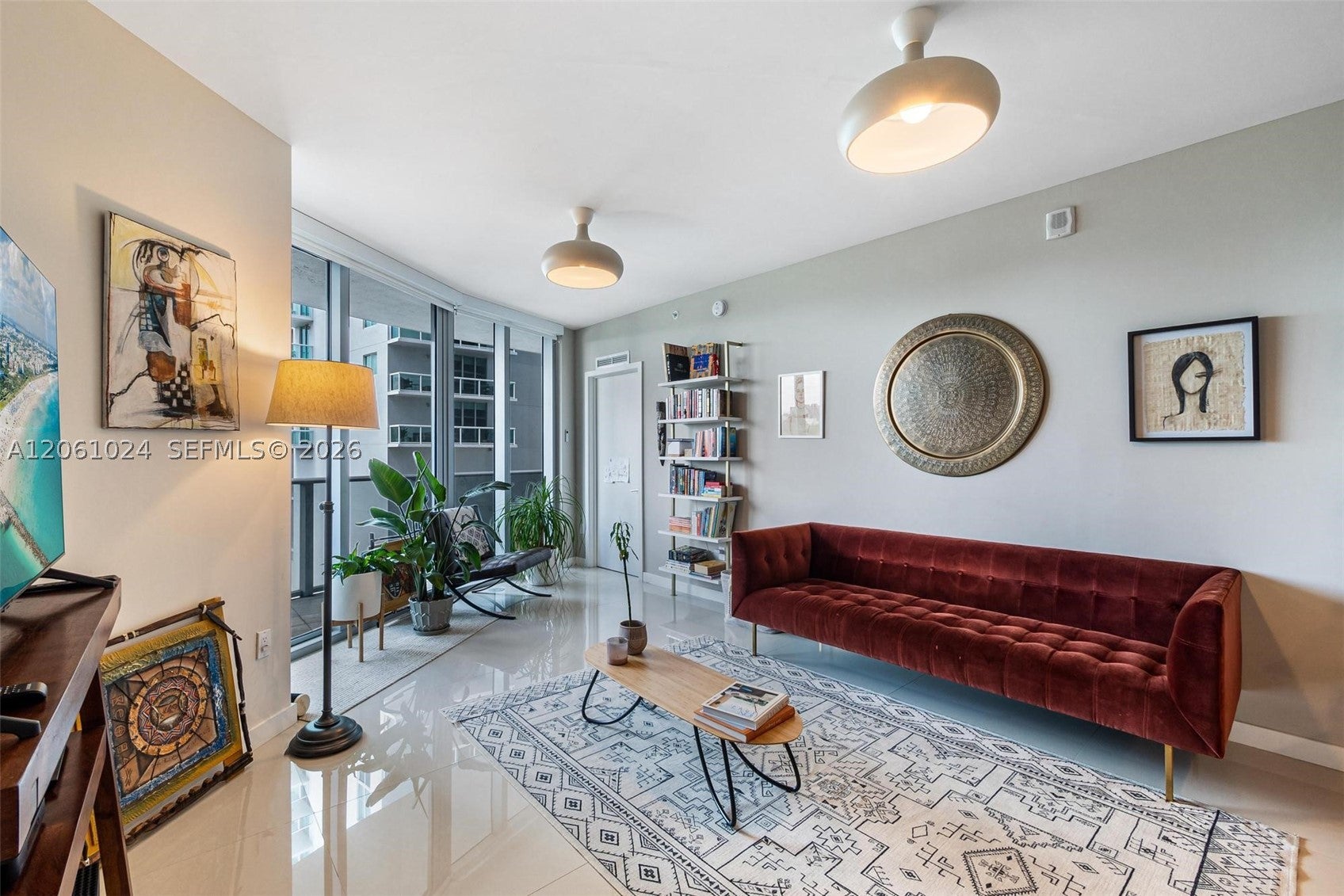 488 NE 18th St 401