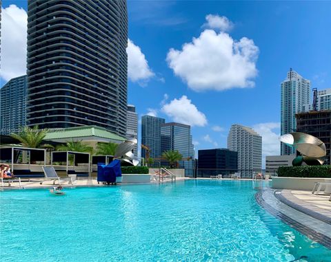 999 SW 1st Ave 3206 Miami FL 33130