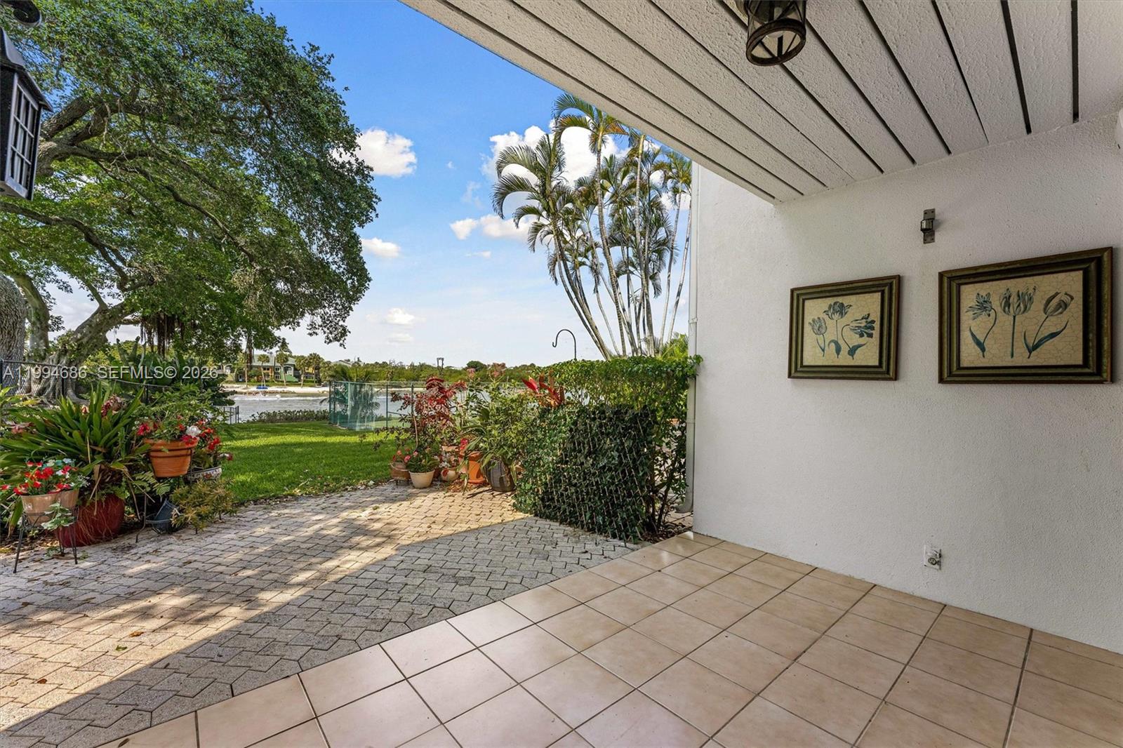 ROYALE HARBOUR CONDO OR 2 - Residential