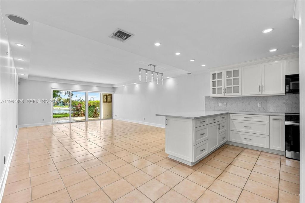 Photo of 392 Golfview Rd #A, North Palm Beach, FL 33408 (MLS # A11994686)