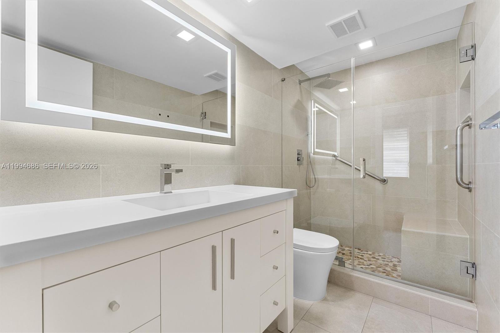 ROYALE HARBOUR CONDO OR 2 - Residential