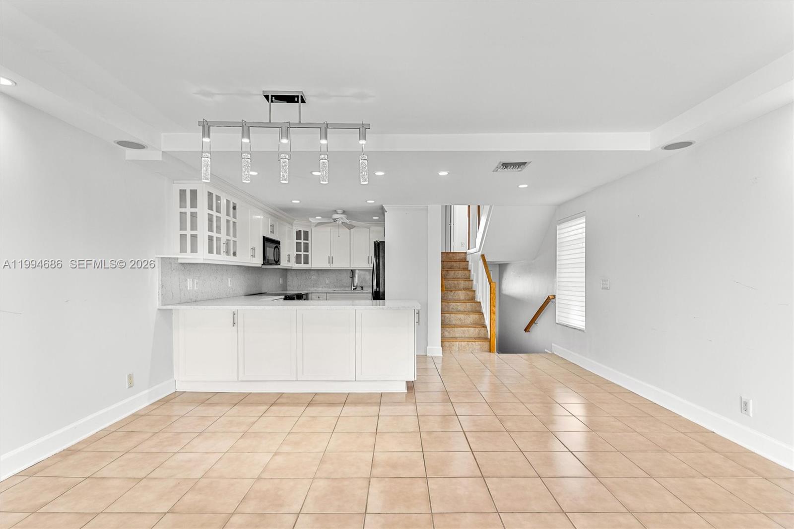 ROYALE HARBOUR CONDO OR 2 - Residential