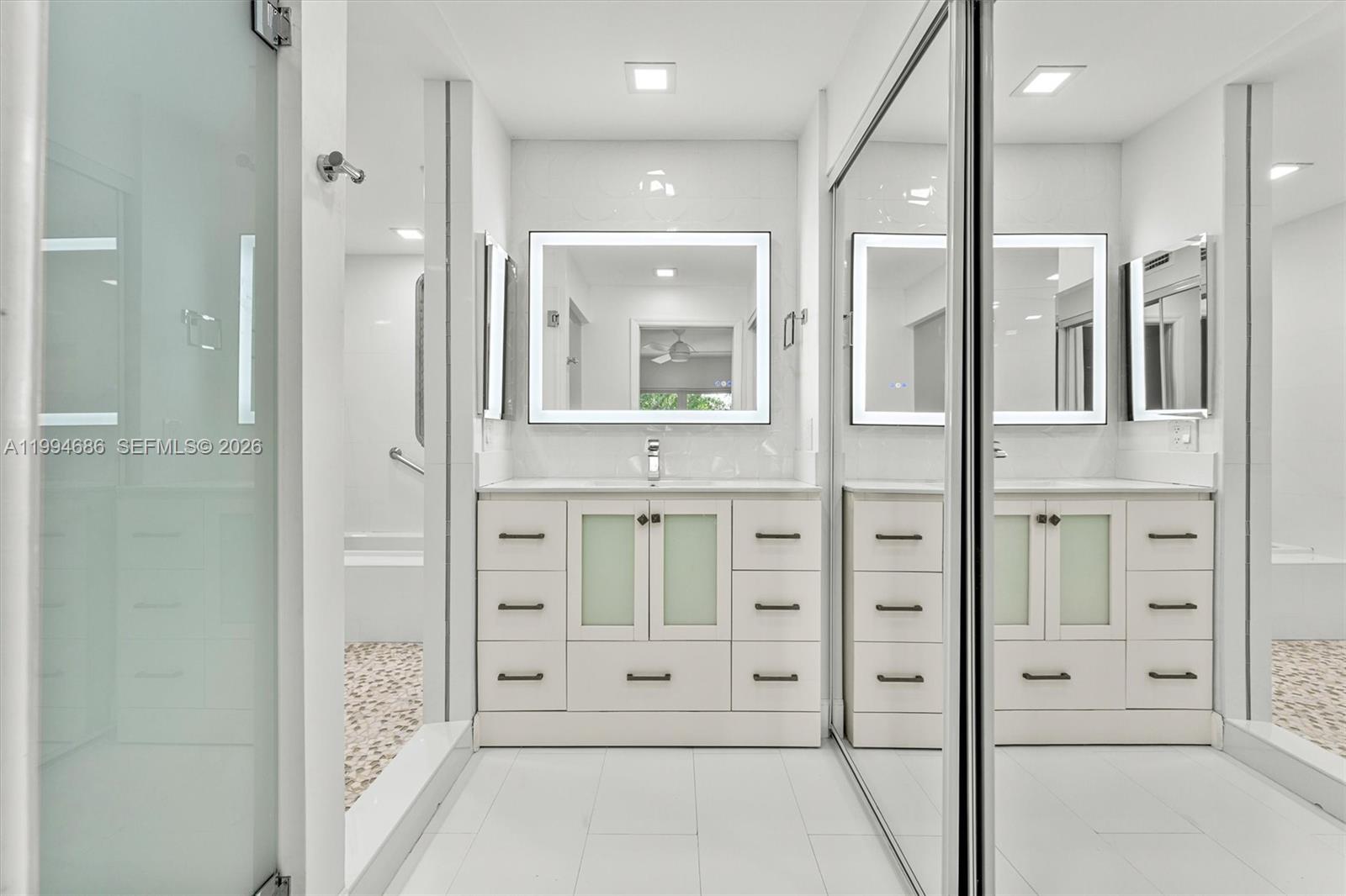 ROYALE HARBOUR CONDO OR 2 - Residential