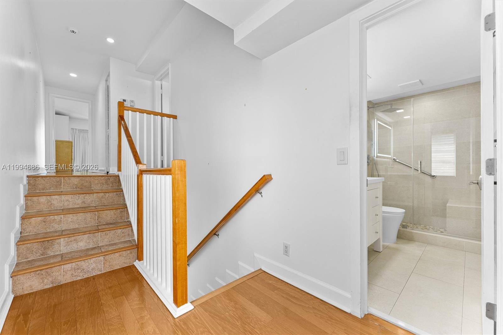 ROYALE HARBOUR CONDO OR 2 - Residential