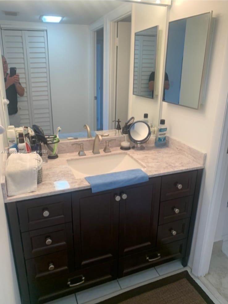20379 W Country Club Dr 437