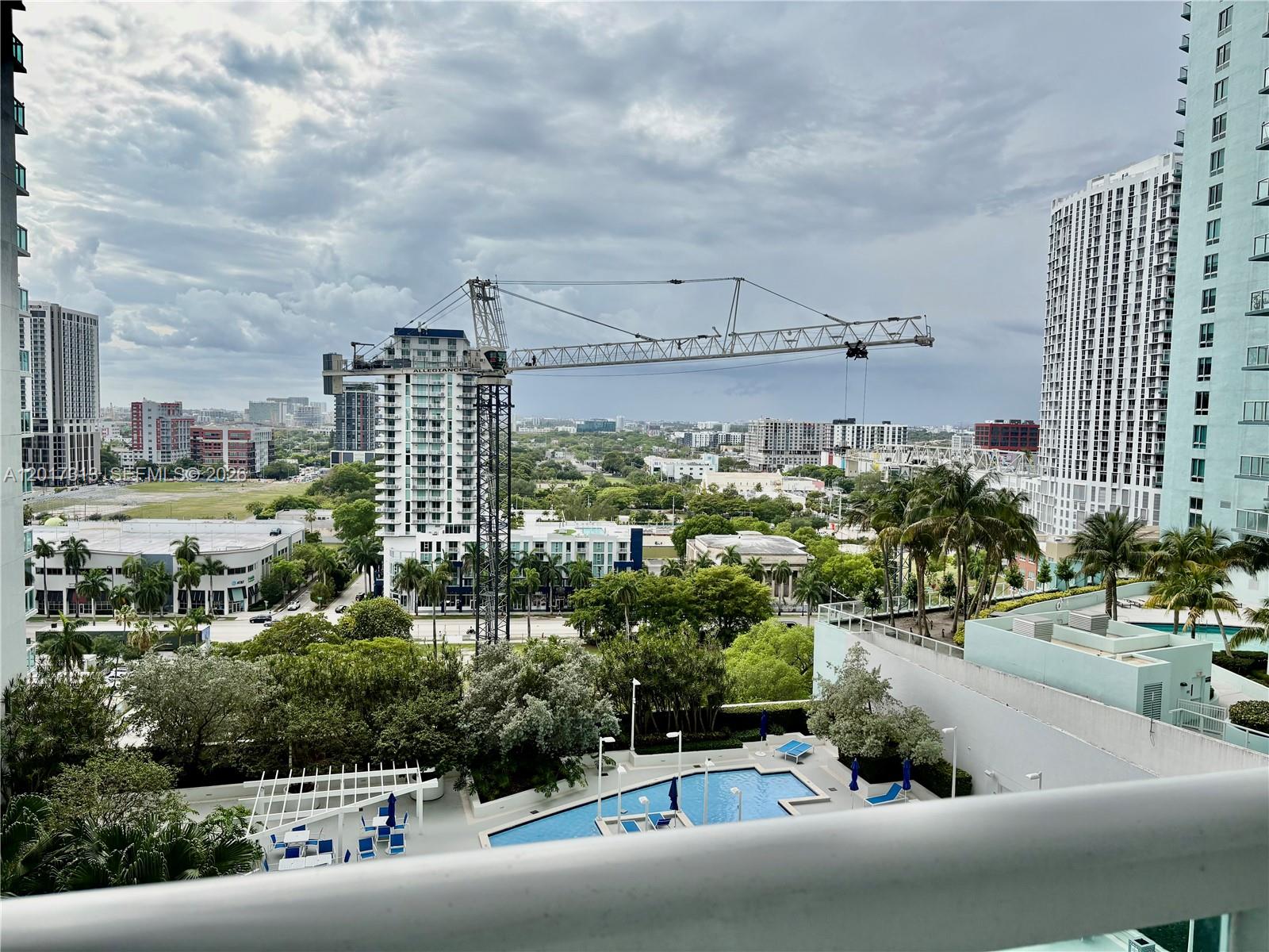 1800 N Bayshore Dr 1704