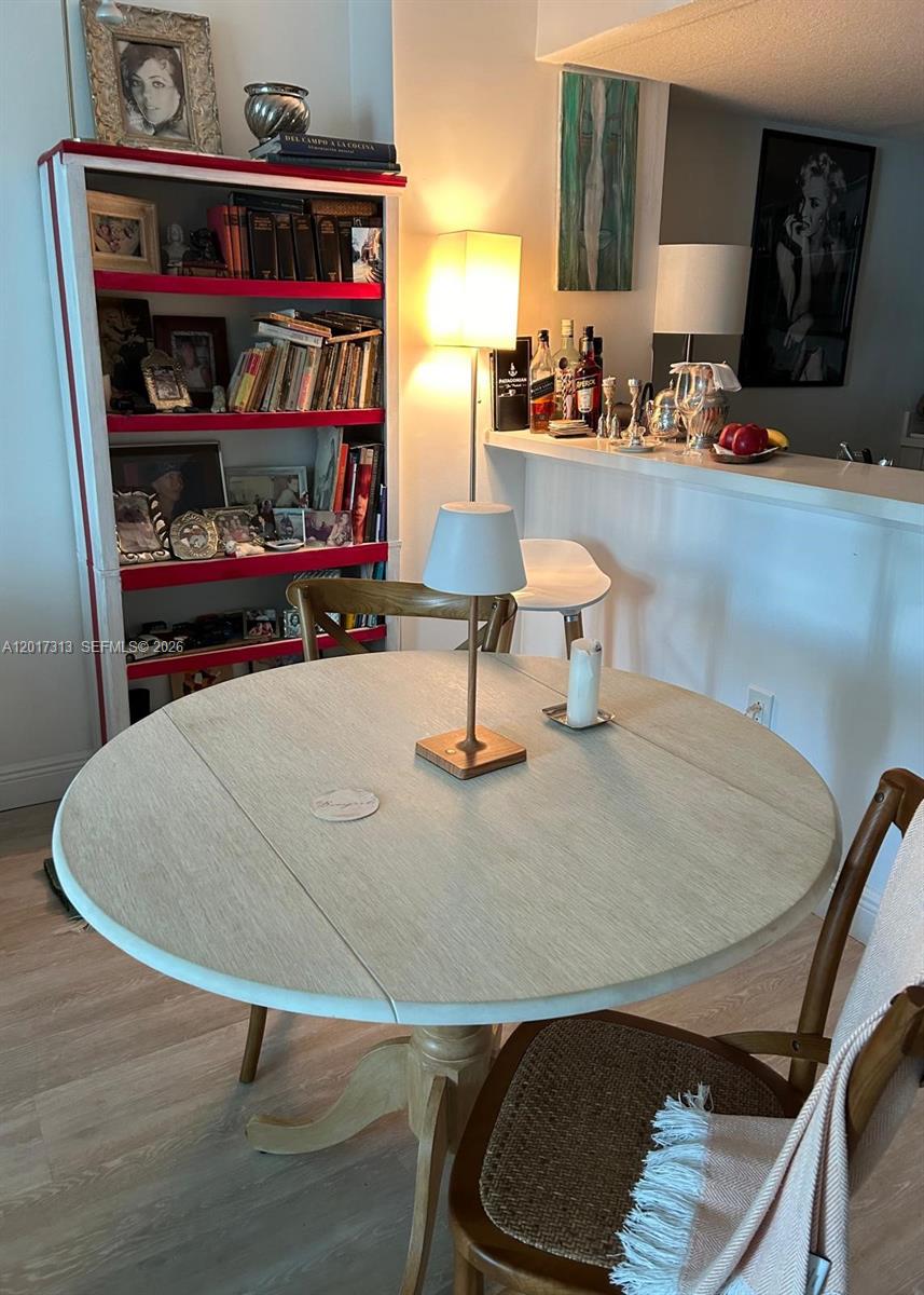 1800 CLUB CONDO - Residential