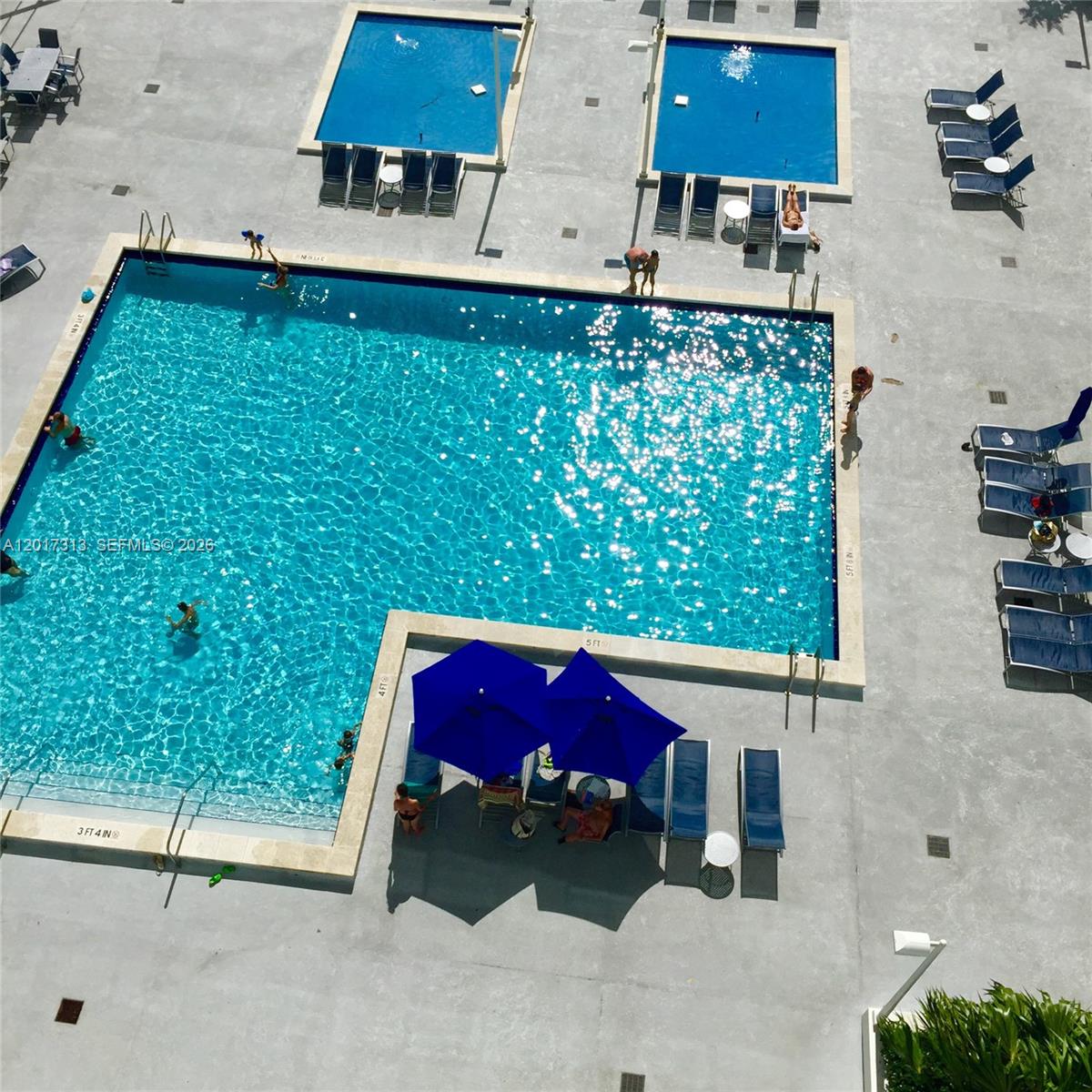 1800 CLUB CONDO - Residential
