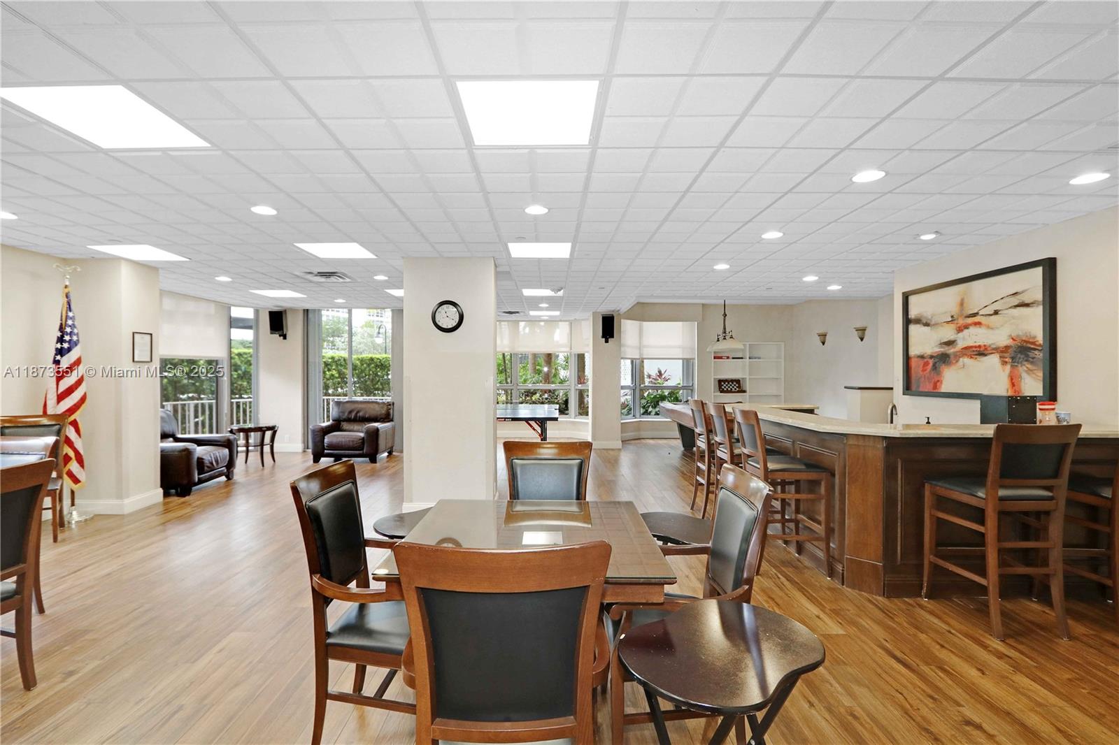 MYSTIC POINTE TOWER 500 C - Residential