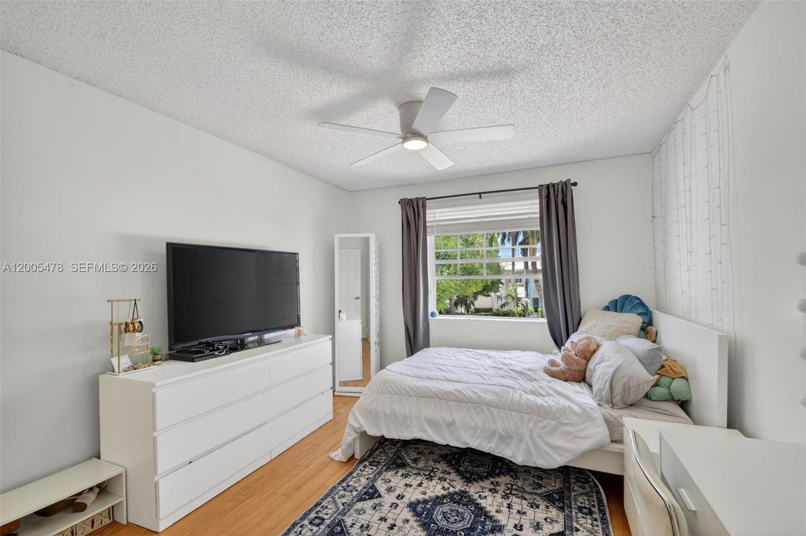 LAKE CHARLESTON TRS T AND - Residential