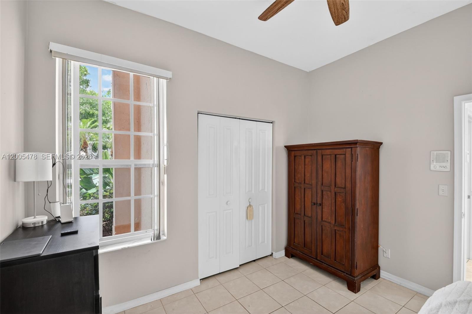 LAKE CHARLESTON TRS T AND - Residential