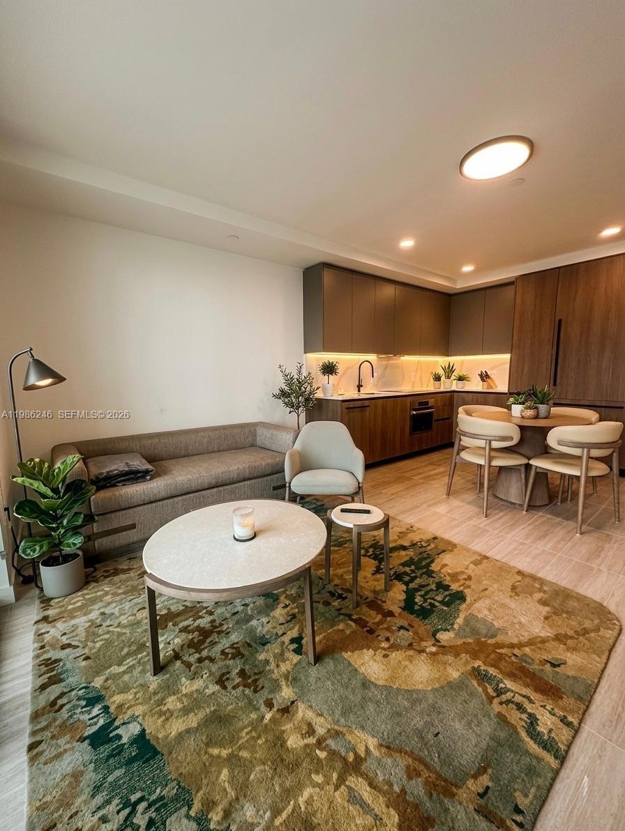 580 72ND STREET CONDO - Residential