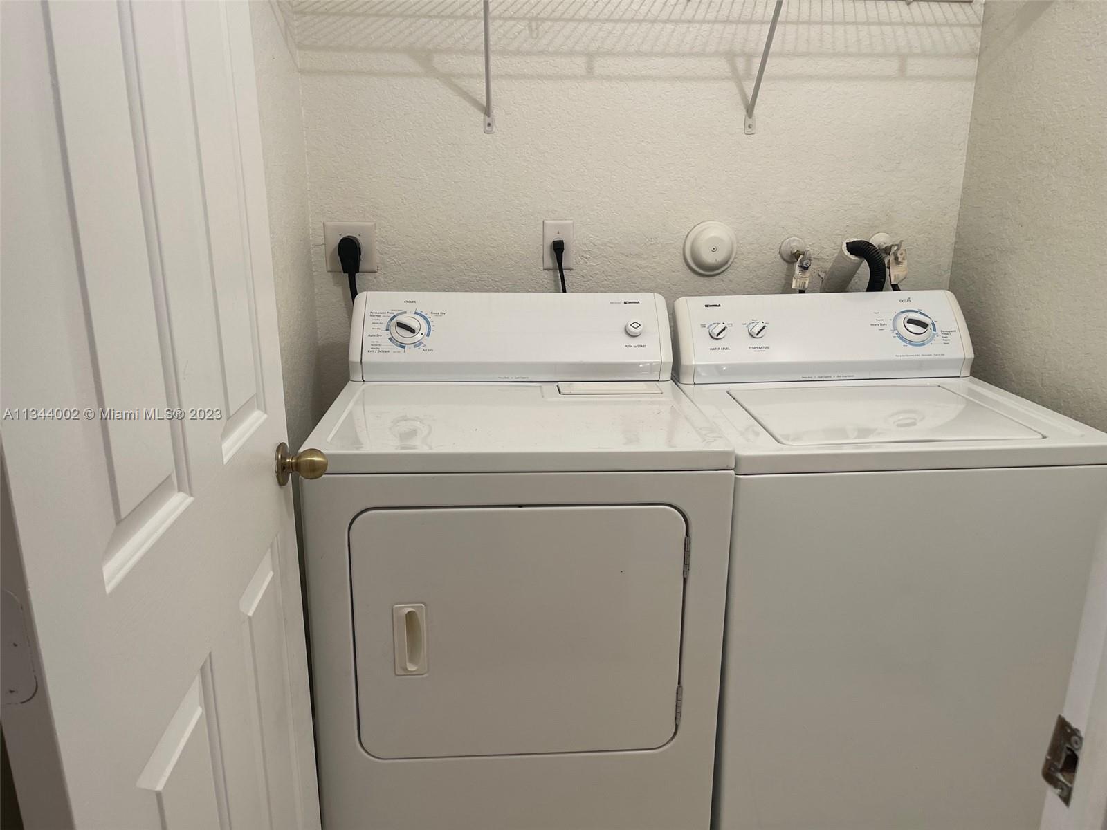 KEYS GARDEN - Residential Lease