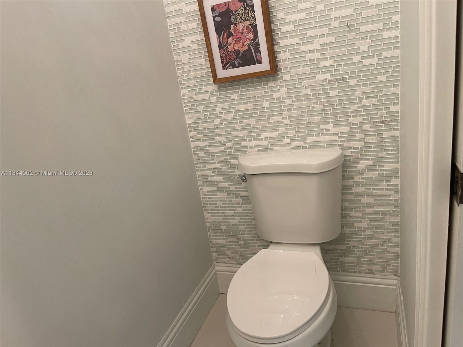 KEYS GARDEN - Residential Lease