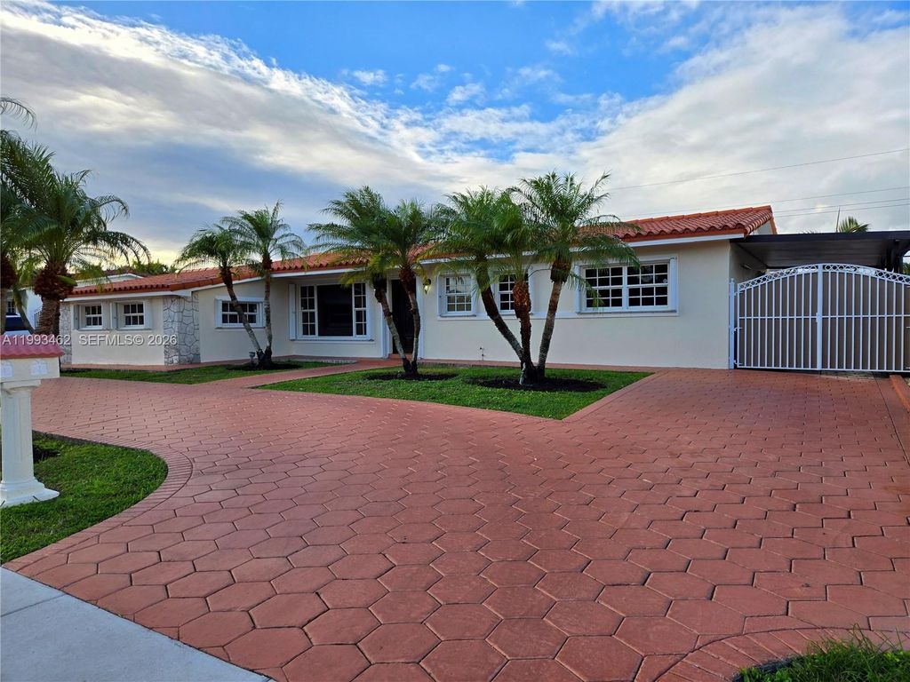 Photo of 10475 SW 42 Te Ter #0, Unincorporated Dade, FL 33165 (MLS # A11993462)