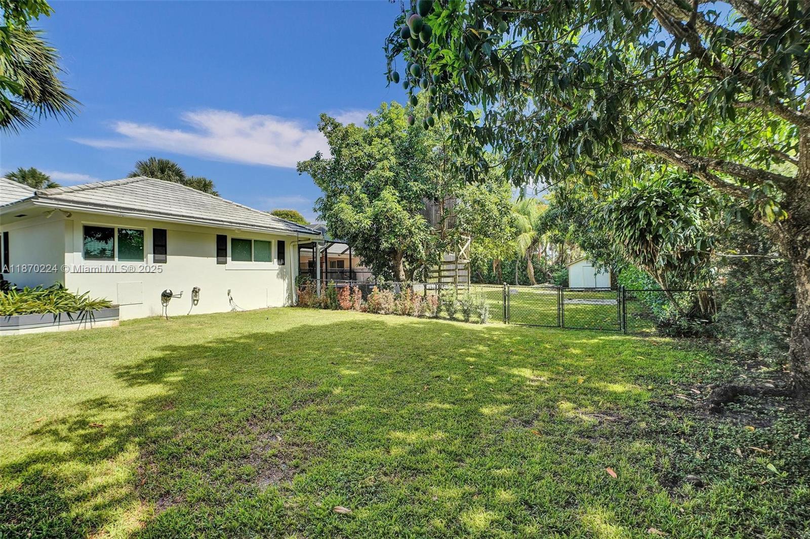 SHEAR GROVES - Residential