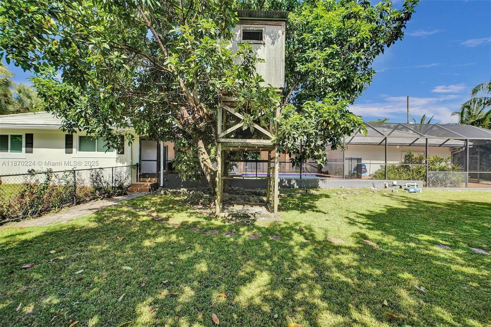 SHEAR GROVES - Residential