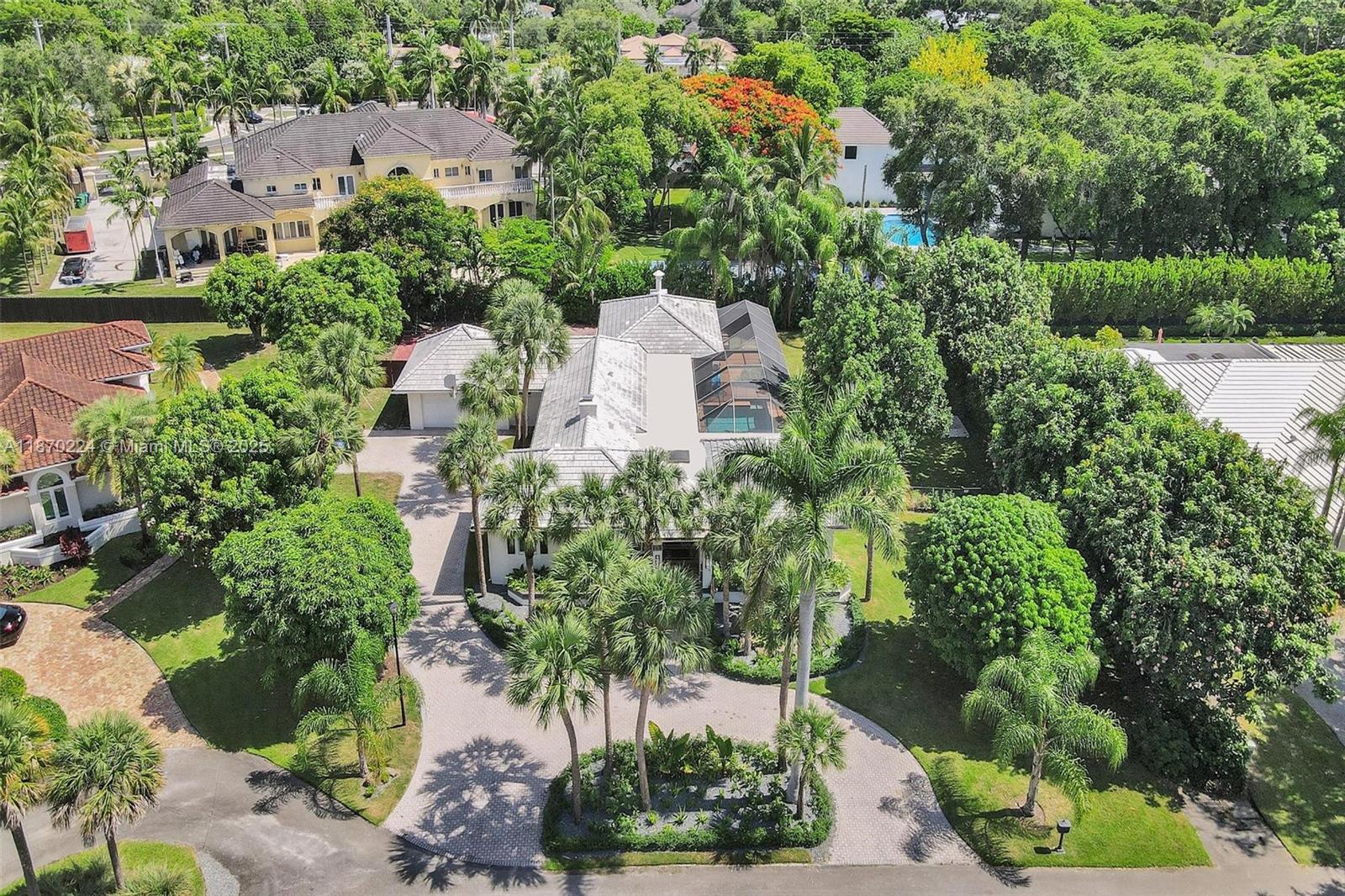 SHEAR GROVES - Residential