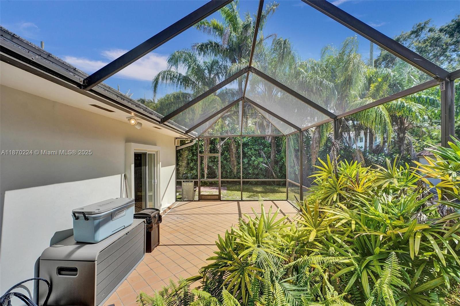 SHEAR GROVES - Residential